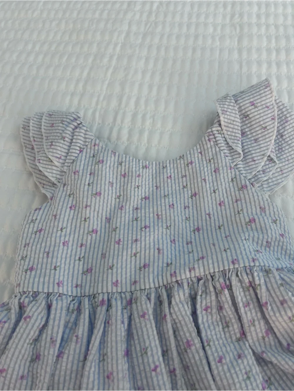 Blueberi Boulevard Girls' Light Blue Striped Dress w Pink Floral Dots. Size 4T